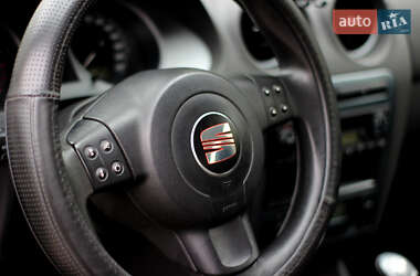 Хэтчбек SEAT Ibiza 2007 в 