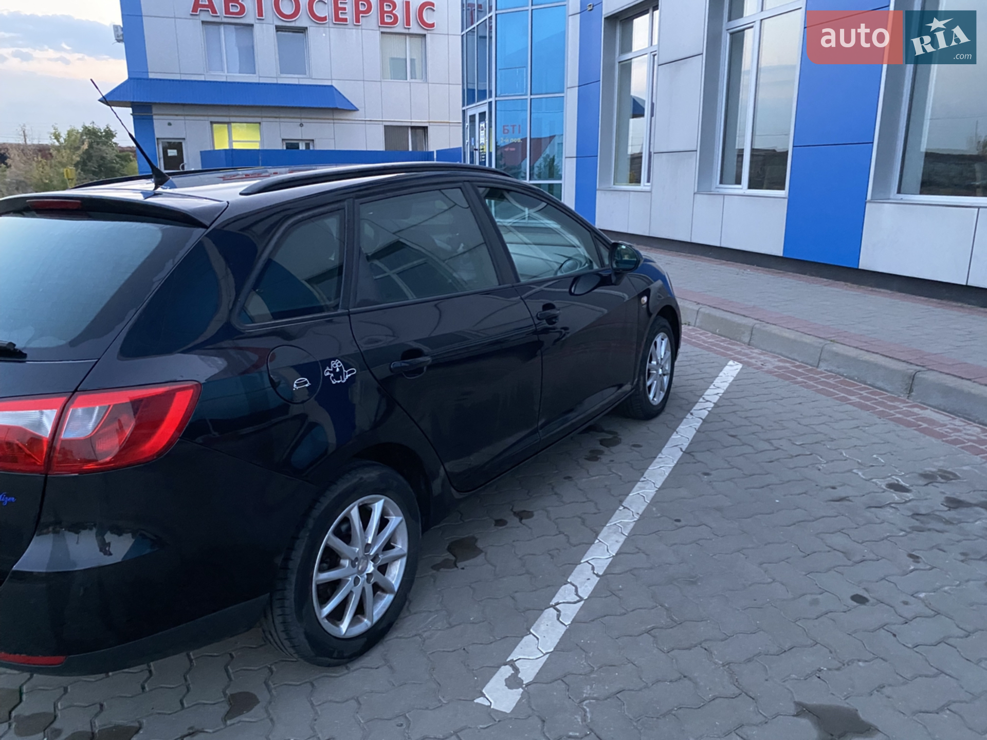 2011 SEAT Ibiza - мініатюра 4