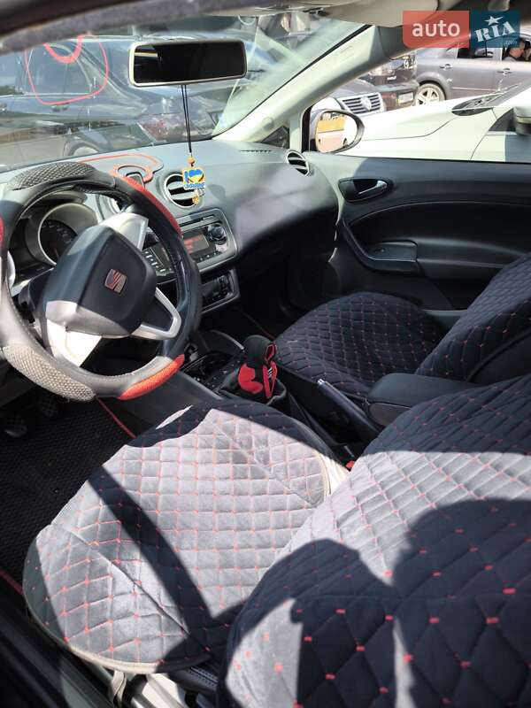 Хэтчбек SEAT Ibiza 2010 в Киеве