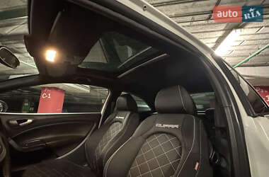 Хэтчбек SEAT Ibiza 2010 в 