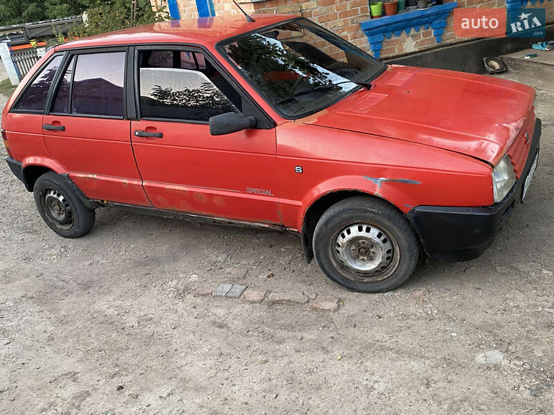Хетчбек SEAT Ibiza 1989 в Новгородці