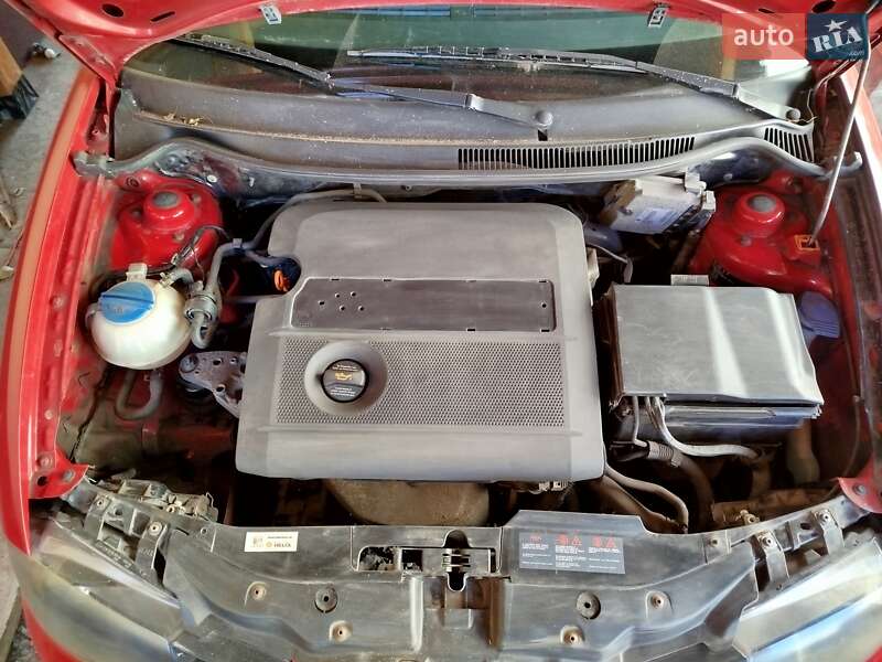 Хэтчбек SEAT Ibiza 2004 в Ивано-Франковске