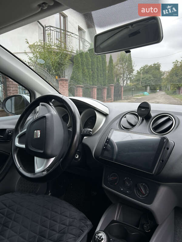 Хетчбек SEAT Ibiza 2010 в Івано-Франківську