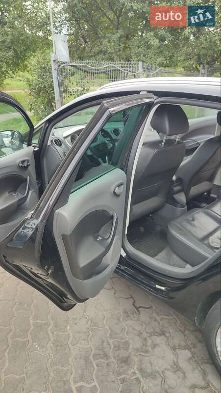Универсал SEAT Ibiza 2011 в Львове фото 4 Универсал SEAT Ibiza 2011 в Львове