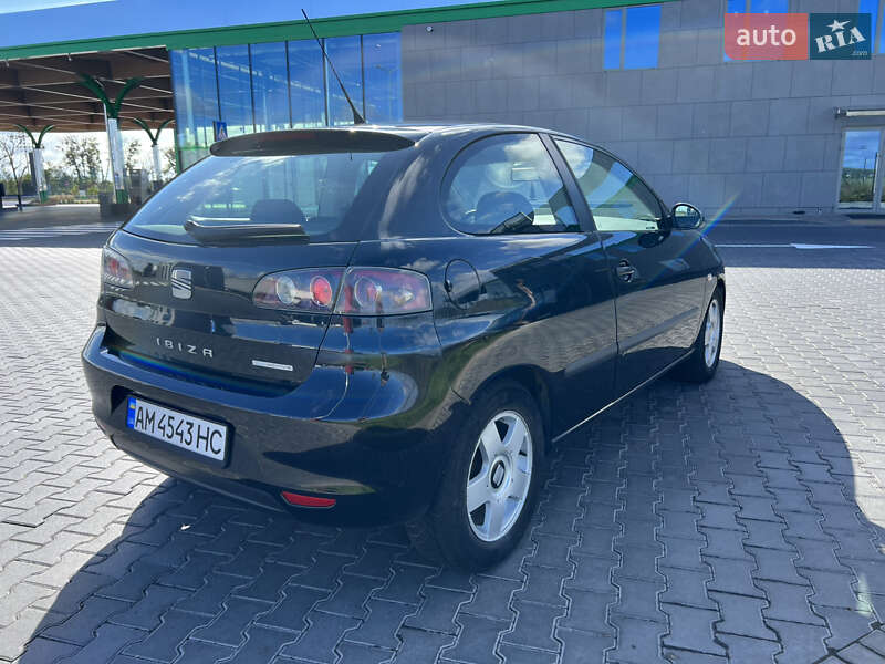 Хэтчбек SEAT Ibiza 2007 в Житомире фото 2 Хэтчбек SEAT Ibiza 2007 в Житомире
