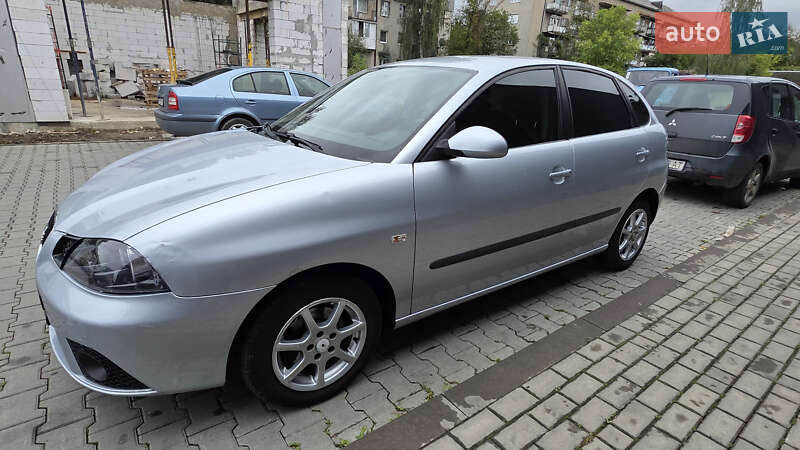 Хетчбек SEAT Ibiza 2009 в Мукачевому фото 5 Хетчбек SEAT Ibiza 2009 в Мукачевому