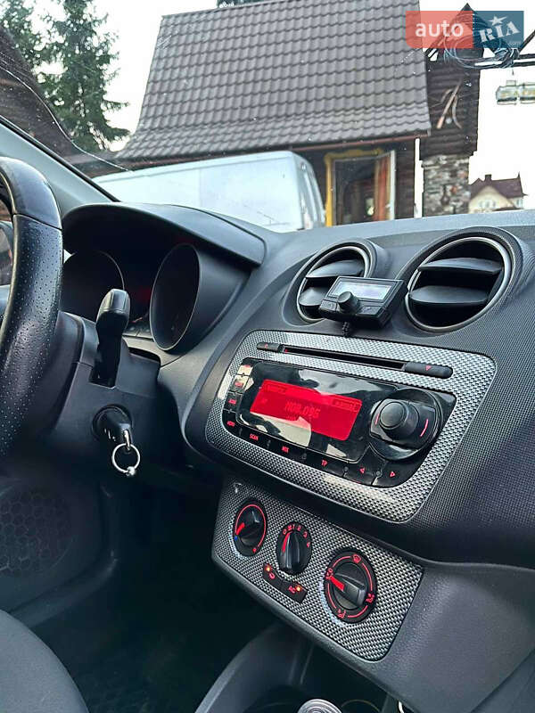 Универсал SEAT Ibiza 2010 в Тернополе фото 16 Универсал SEAT Ibiza 2010 в Тернополе