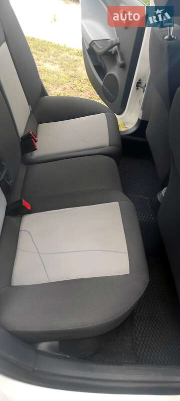 Универсал SEAT Ibiza 2012 в Киеве фото 8 Универсал SEAT Ibiza 2012 в Киеве