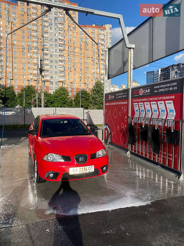 Хетчбек SEAT Ibiza 2007 в Києві