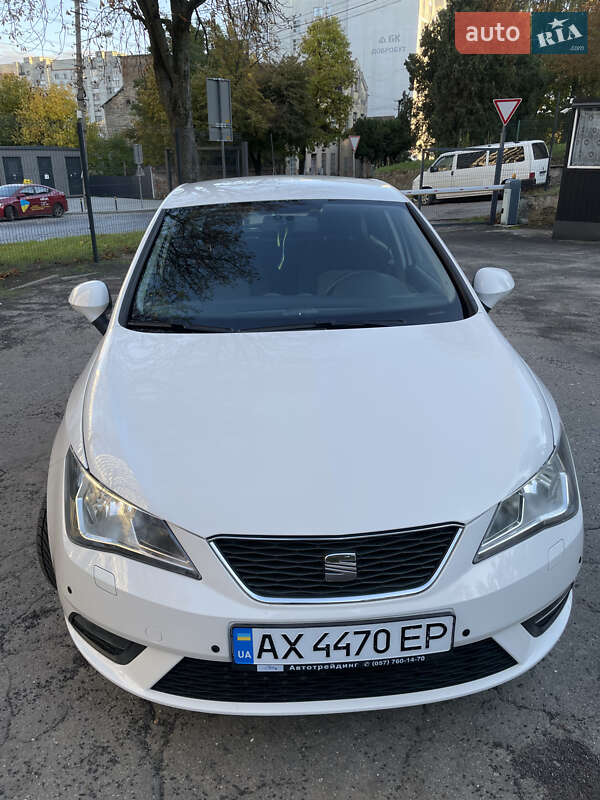 Хетчбек SEAT Ibiza 2013 в Львові фото Хетчбек SEAT Ibiza 2013 в Львові