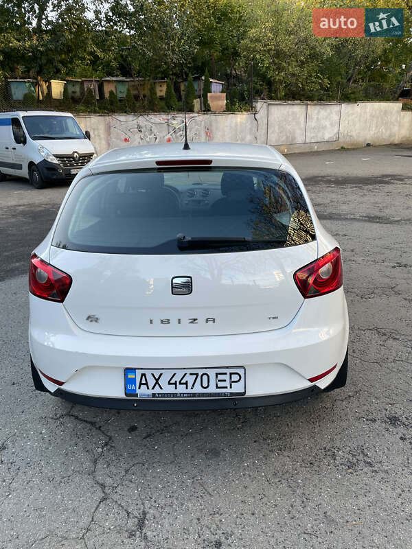 Хетчбек SEAT Ibiza 2013 в Львові фото 4 Хетчбек SEAT Ibiza 2013 в Львові