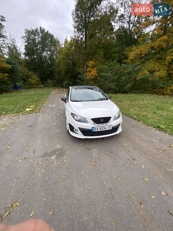 Хэтчбек SEAT Ibiza 2011 в Дунаевцах фото 20 Хэтчбек SEAT Ibiza 2011 в Дунаевцах