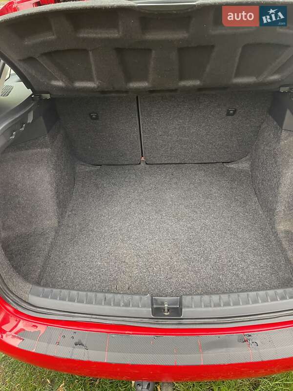 Універсал SEAT Ibiza 2011 в Чернігові фото 7 Універсал SEAT Ibiza 2011 в Чернігові