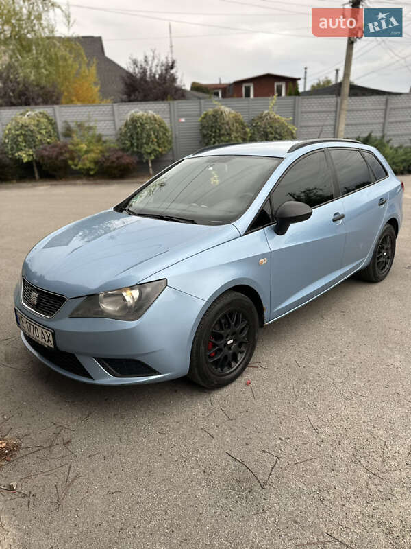 Хэтчбек SEAT Ibiza 2012 в Днепре