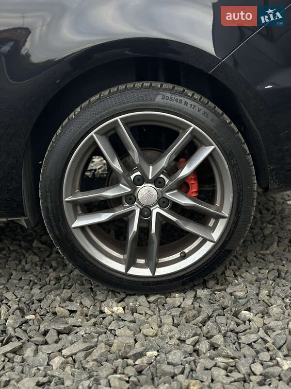 Хэтчбек SEAT Ibiza 2011 в Луцке