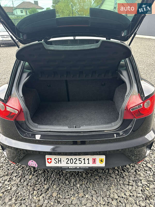 Хэтчбек SEAT Ibiza 2011 в Луцке