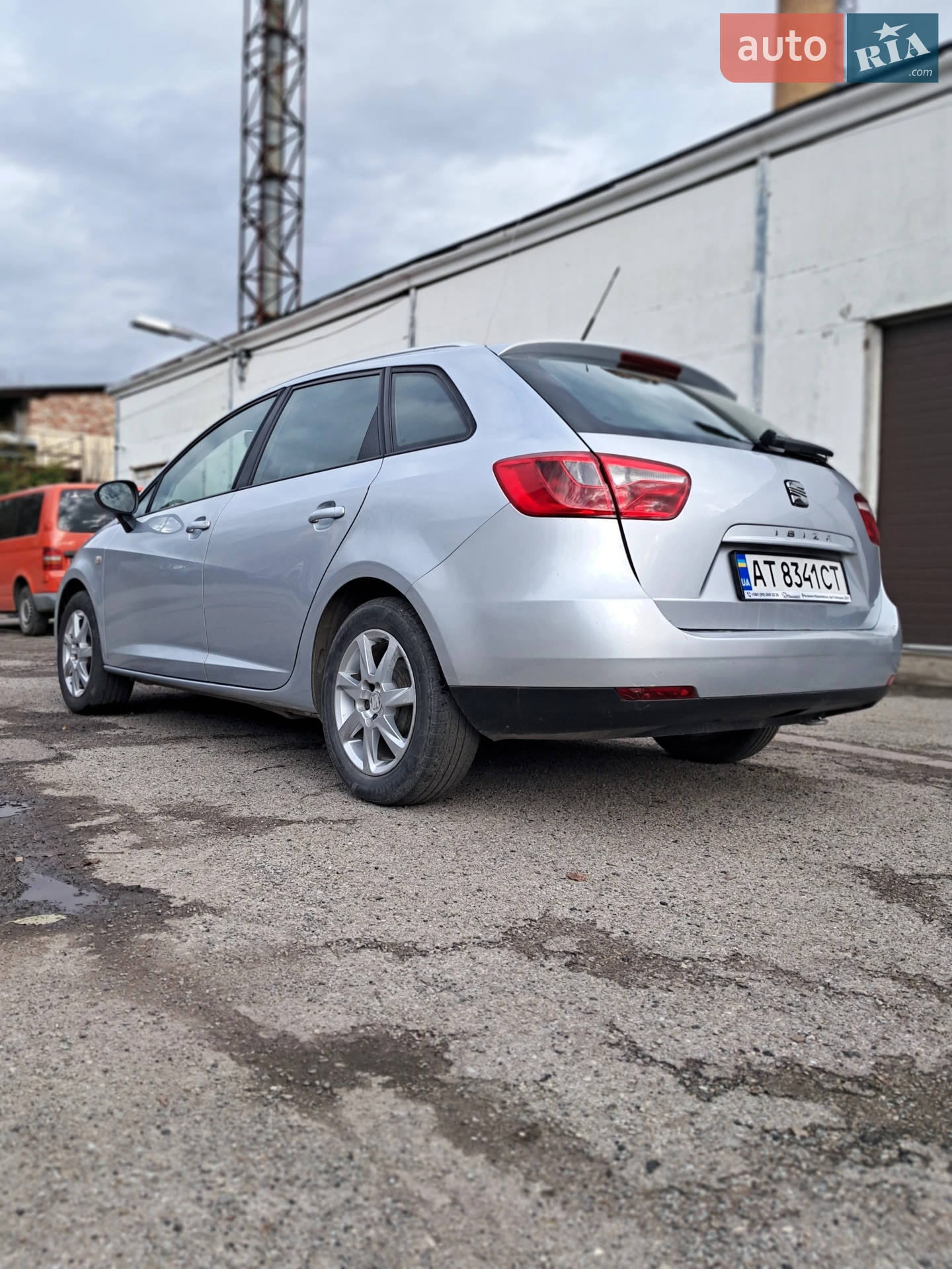 2011 SEAT Ibiza - мініатюра 2