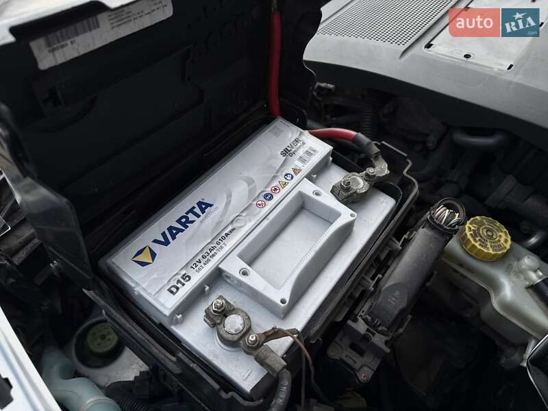 Хэтчбек SEAT Ibiza 2004 в Киеве