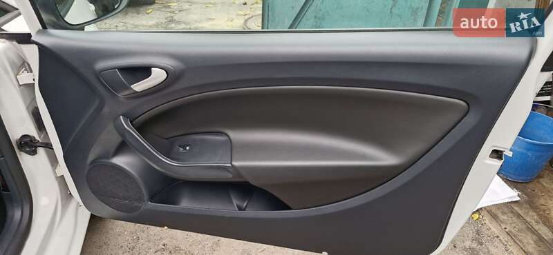 Хэтчбек SEAT Ibiza 2010 в Виннице фото 11 Хэтчбек SEAT Ibiza 2010 в Виннице