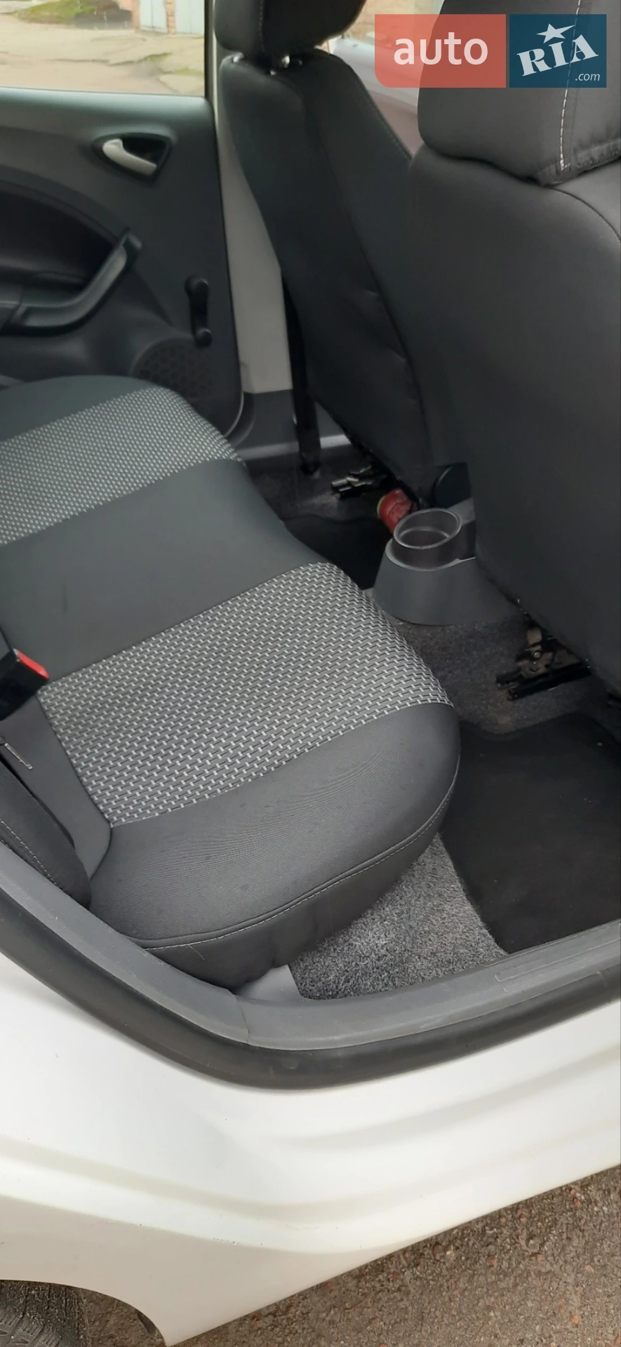 2010 SEAT Ibiza - мініатюра 8