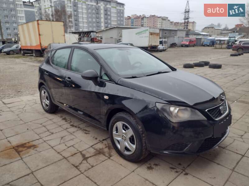 Хэтчбек SEAT Ibiza 2012 в Ивано-Франковске