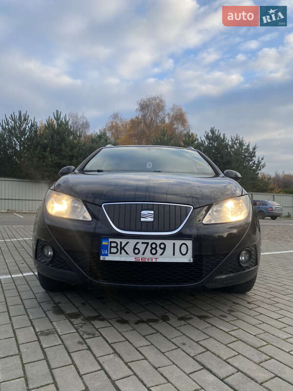 Універсал SEAT Ibiza 2011 в Луцьку