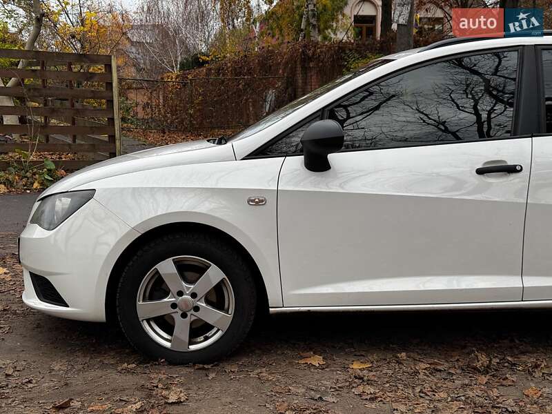 Хетчбек SEAT Ibiza 2013 в Києві