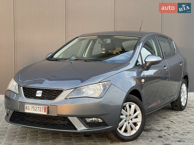 Хэтчбек SEAT Ibiza 2012 в Луцке фото 2 Хэтчбек SEAT Ibiza 2012 в Луцке