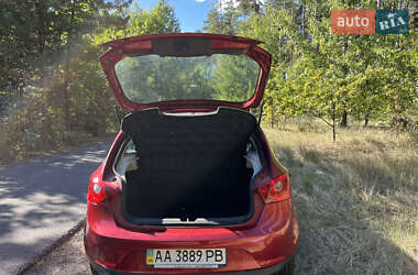 Хэтчбек SEAT Ibiza 2011 в Вышгороде