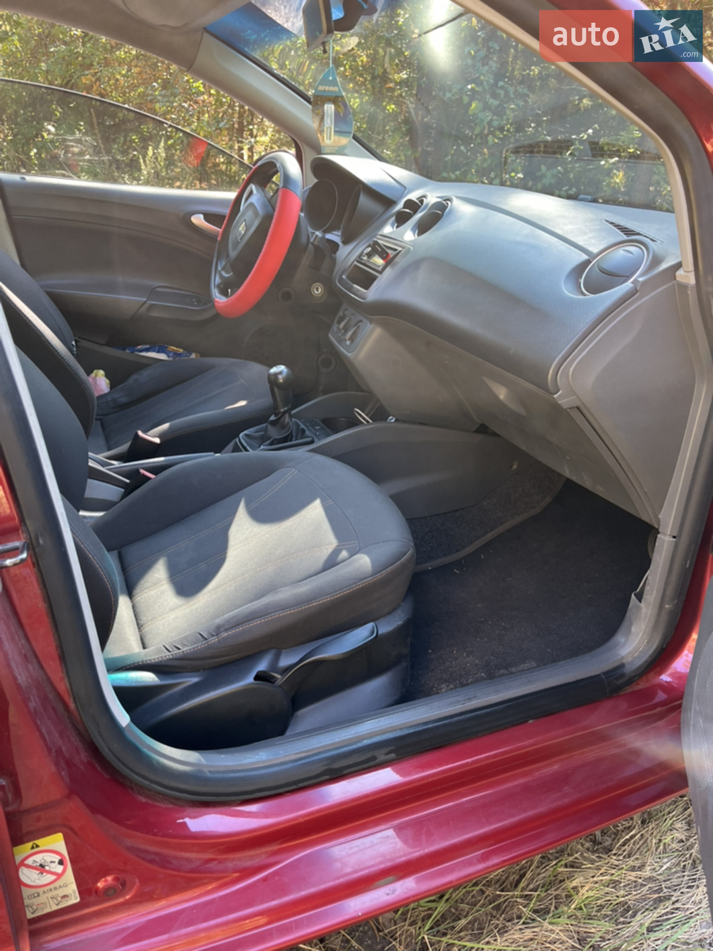 2011 SEAT Ibiza - мініатюра 18
