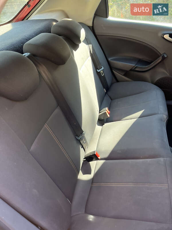 Хетчбек SEAT Ibiza 2011 в Вишгороді