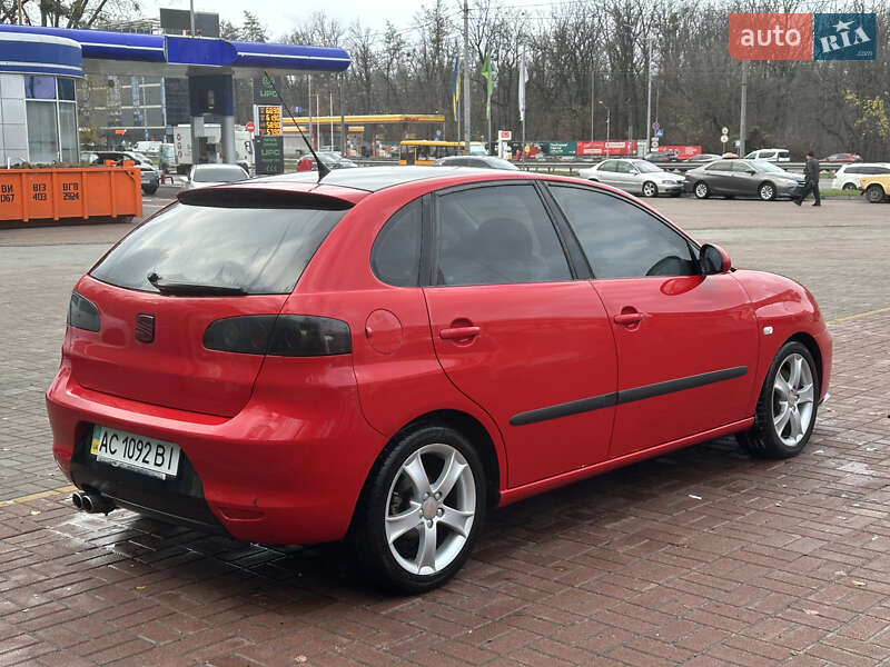 Хэтчбек SEAT Ibiza 2008 в Киеве