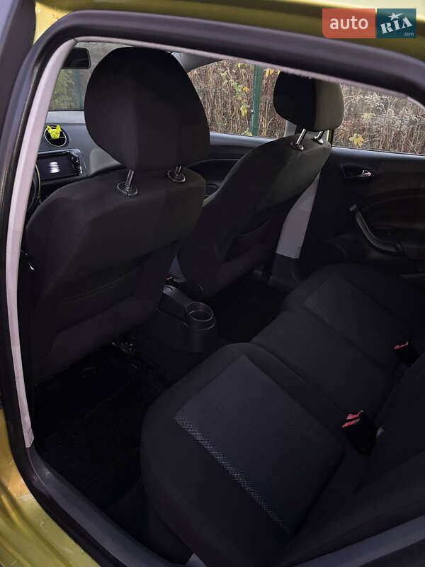 Хэтчбек SEAT Ibiza 2008 в Ровно фото 13 Хэтчбек SEAT Ibiza 2008 в Ровно