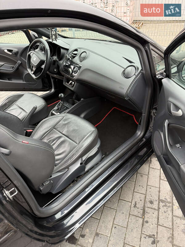 Хэтчбек SEAT Ibiza 2011 в Ровно фото 10 Хэтчбек SEAT Ibiza 2011 в Ровно