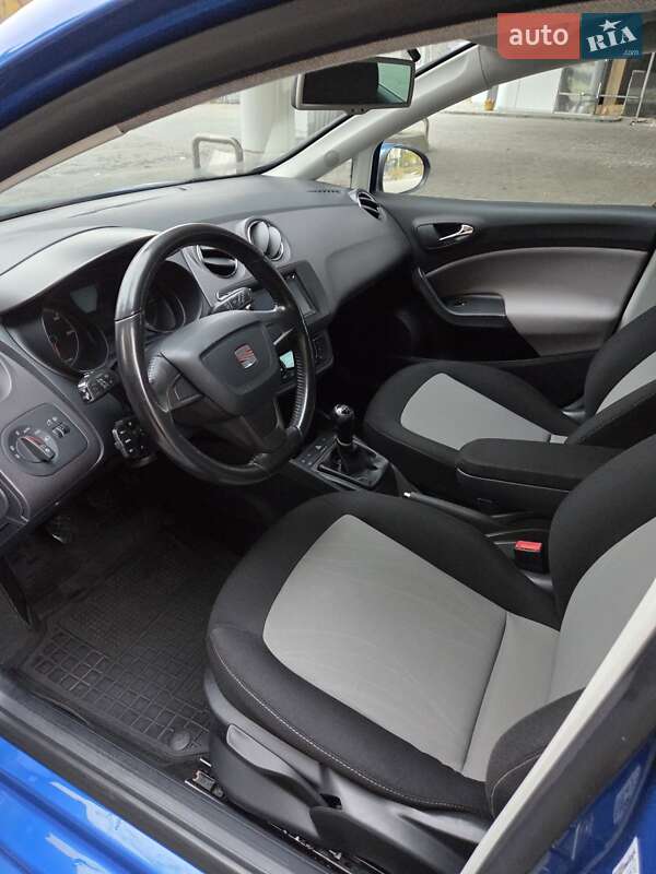 Универсал SEAT Ibiza 2012 в Днепре