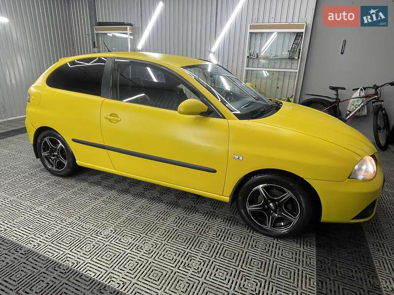 Хэтчбек SEAT Ibiza 2006 в Киеве фото 9 Хэтчбек SEAT Ibiza 2006 в Киеве