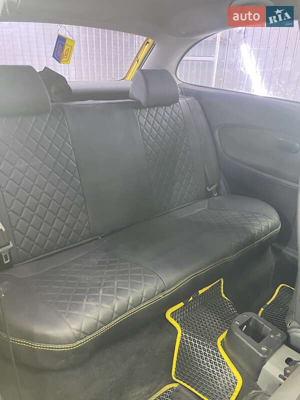 Хэтчбек SEAT Ibiza 2006 в Киеве фото 10 Хэтчбек SEAT Ibiza 2006 в Киеве