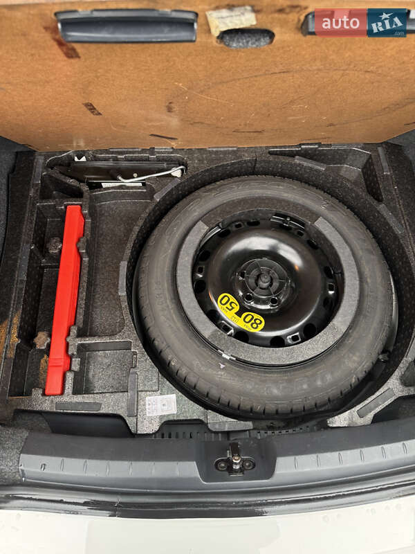 Хэтчбек SEAT Ibiza 2011 в Луцке фото 36 Хэтчбек SEAT Ibiza 2011 в Луцке