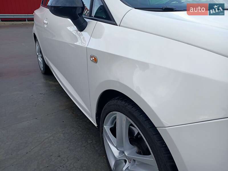 Хэтчбек SEAT Ibiza 2010 в Киеве фото 16 Хэтчбек SEAT Ibiza 2010 в Киеве