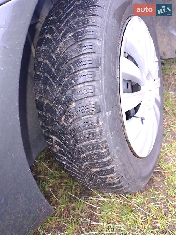 Хэтчбек SEAT Ibiza 2006 в Ровно