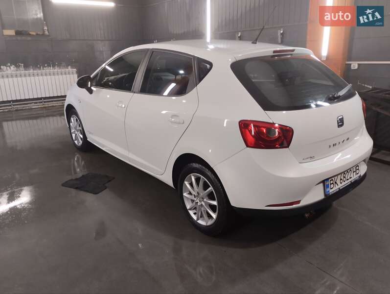 Хэтчбек SEAT Ibiza 2011 в Ровно фото 9 Хэтчбек SEAT Ibiza 2011 в Ровно