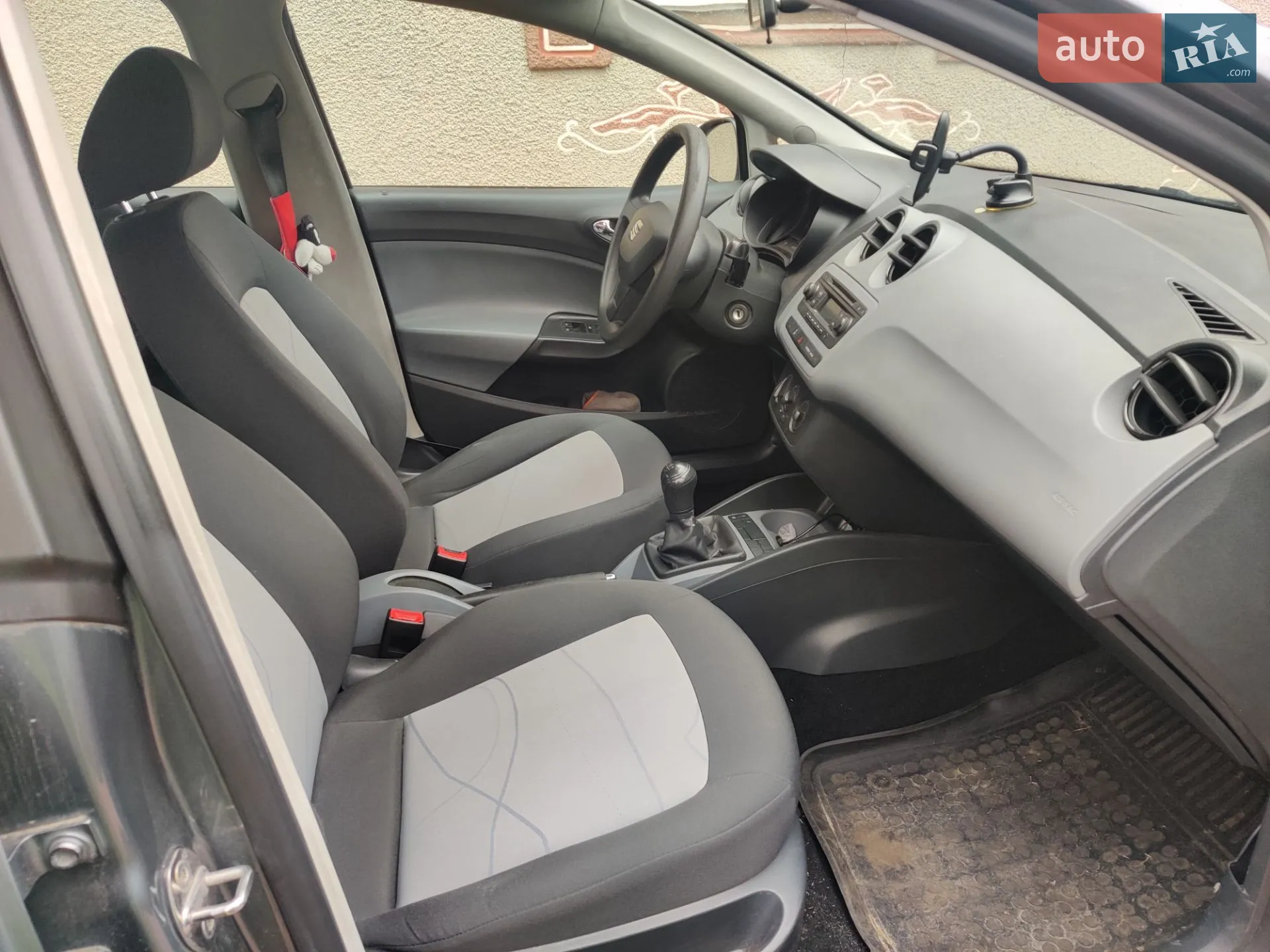 2015 SEAT Ibiza - мініатюра 9
