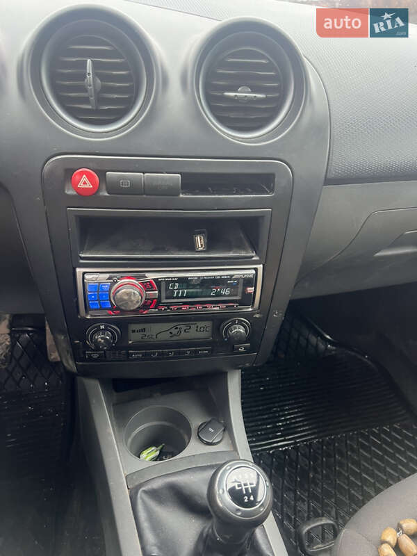 Хэтчбек SEAT Ibiza 2009 в Ярмолинцах