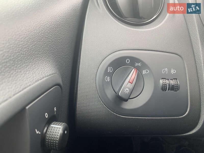 Хэтчбек SEAT Ibiza 2010 в Радехове