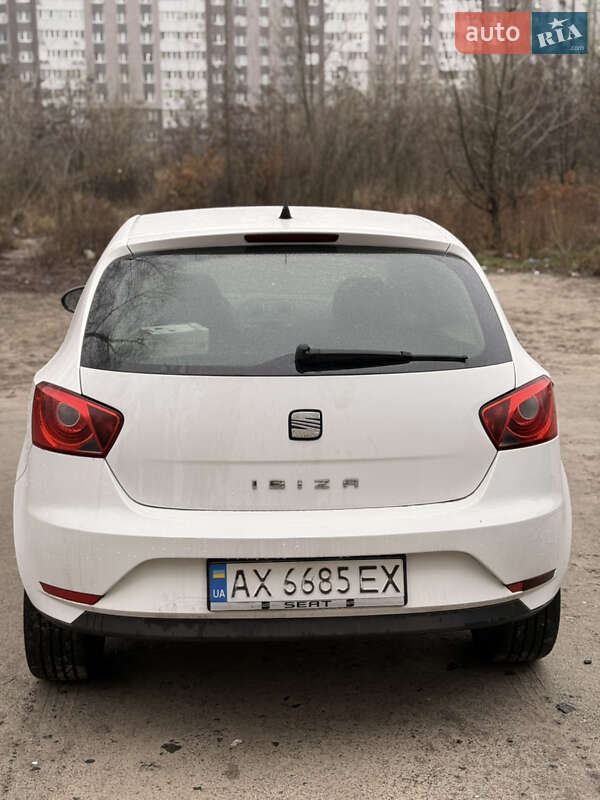 Хэтчбек SEAT Ibiza 2013 в Киеве фото 5 Хэтчбек SEAT Ibiza 2013 в Киеве