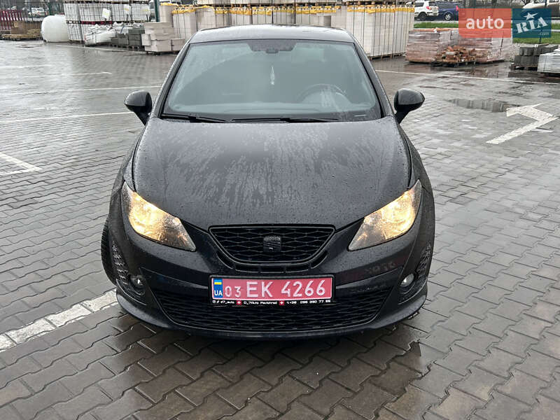Хетчбек SEAT Ibiza 2011 в Павлограді