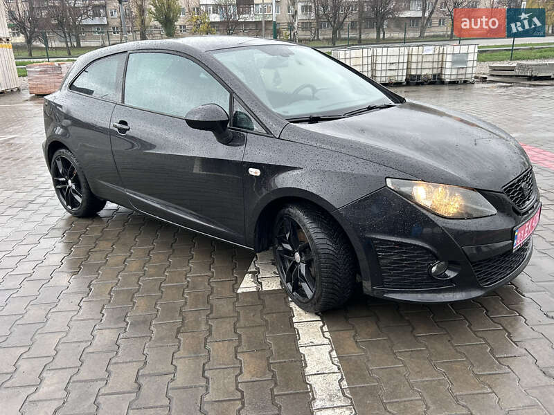 Хетчбек SEAT Ibiza 2011 в Павлограді