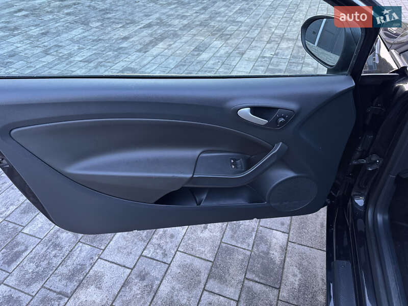 Хетчбек SEAT Ibiza 2011 в Луцьку