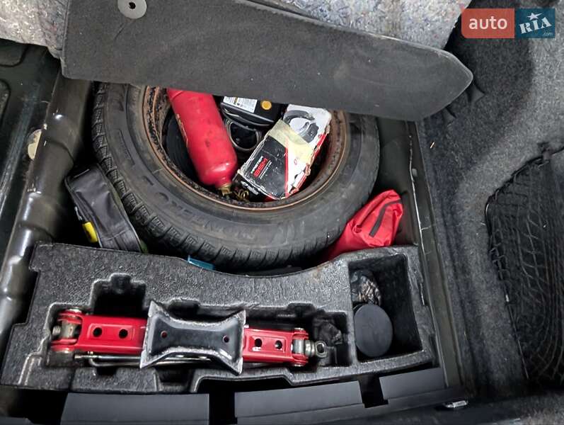 Універсал SEAT Ibiza 2012 в Києві фото 24 Універсал SEAT Ibiza 2012 в Києві