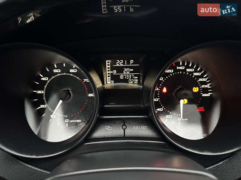 Хэтчбек SEAT Ibiza 2010 в Киеве фото 23 Хэтчбек SEAT Ibiza 2010 в Киеве